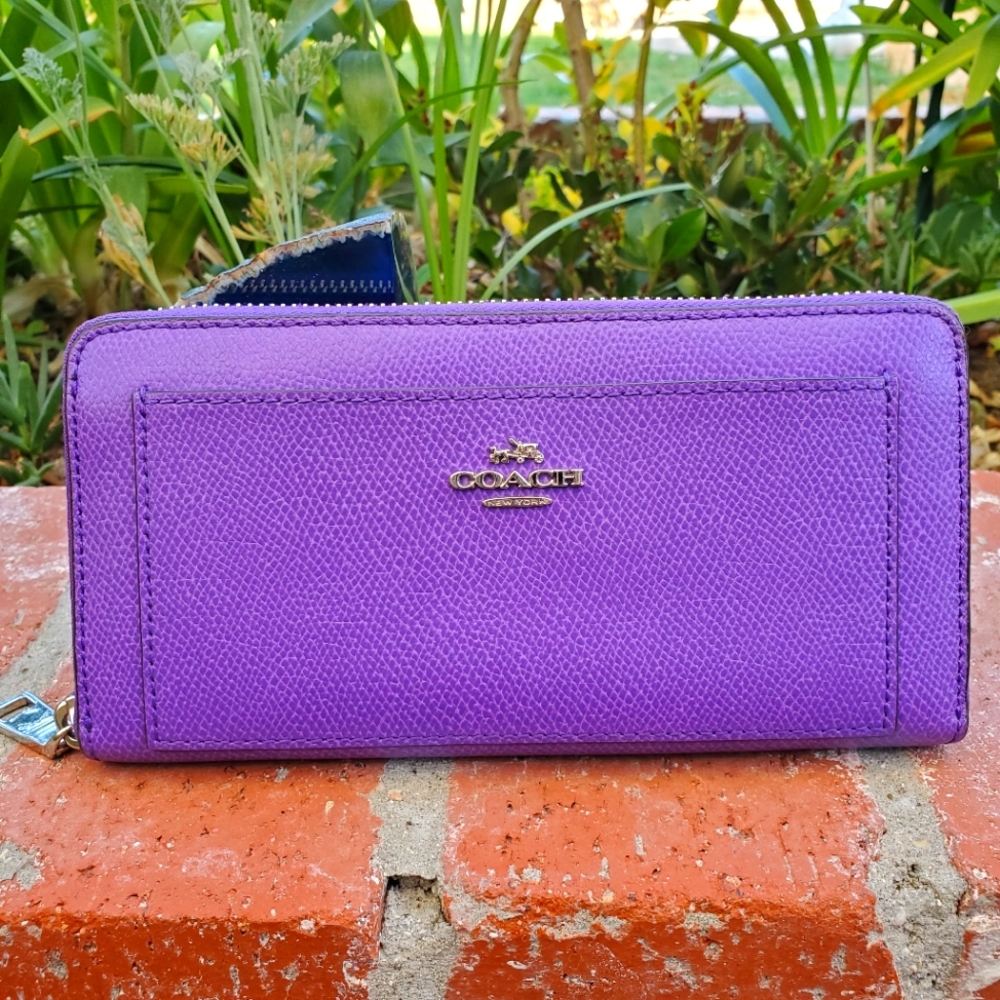 Electric Purple Coach Zip Up Wallet - Picture 1 of 6
